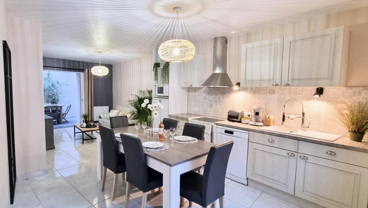 Le Bayard Authentique Maison Setoise Patio Climatisee Centre Historique Parking Payant A Proximite *